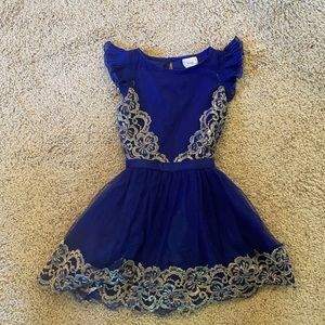 Girls size 6 Dress- worn only once!